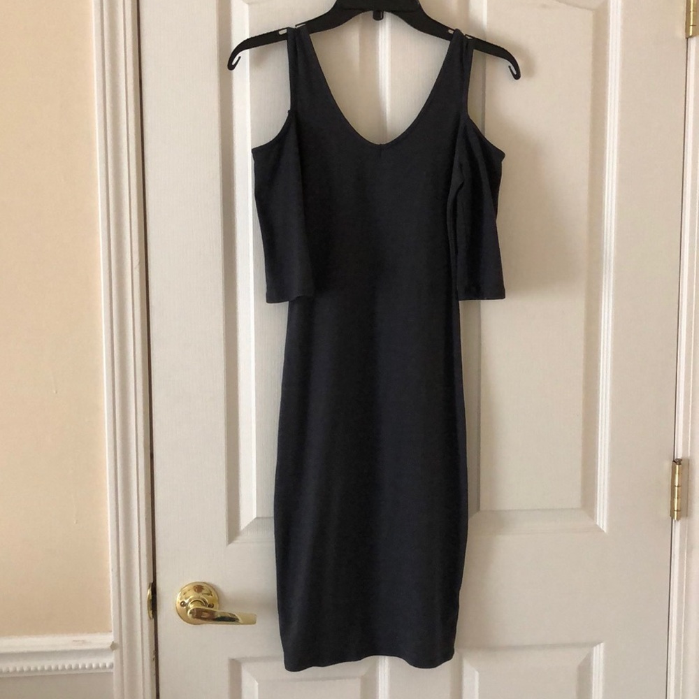 Cold Shoulder V-Neck Midi Gray Dress